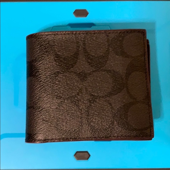 Coach Men’s Wallet - Picture 1 of 5